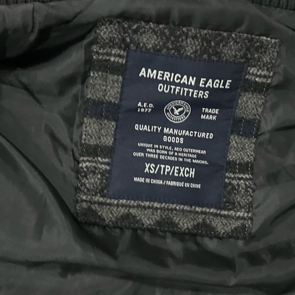 American Eagle Men's Lined Full-Zip Vest - Striped Gray Polyester Blend - XS - Picture 6 of 6